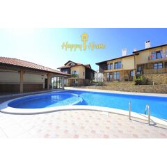 Дом у моря в Несебре (Кошарица) площадь 185м² 2-этажный