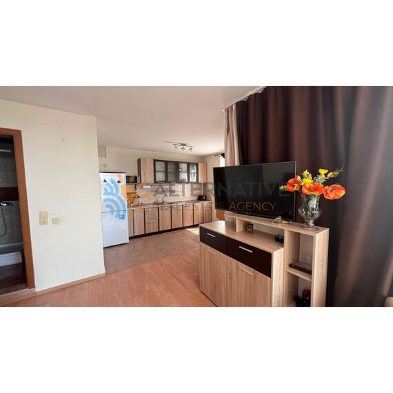 Квартира 1-комнатная студия 1+0 у моря в Бургасе площадь 50м² 4 этаж, изображение 3