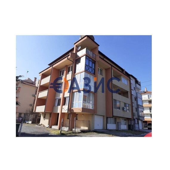 Квартира 4-комнатная 3+1 в Поморие (Ахелой) площадь 300м² 2 этаж, изображение 2