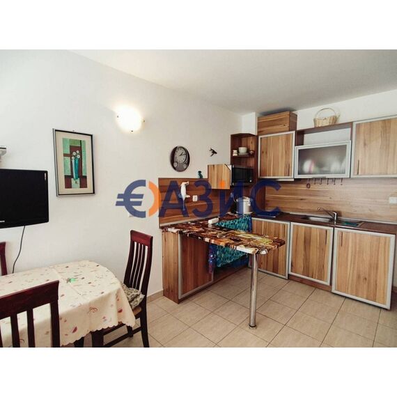 Квартира 3-комнатная 2+1 в Несебре (Святой Влас) площадь 77м², изображение 4