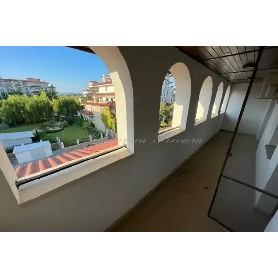Квартира 3-комнатная 2+1 у моря в Несебре площадь 100м² 4 этаж