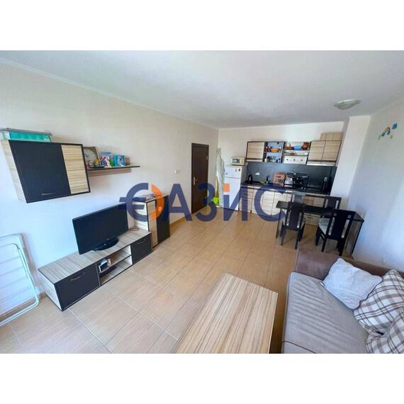 Квартира 5-комнатная 4+1 в Несебре (Равда) площадь 200м² 3 этаж, изображение 2