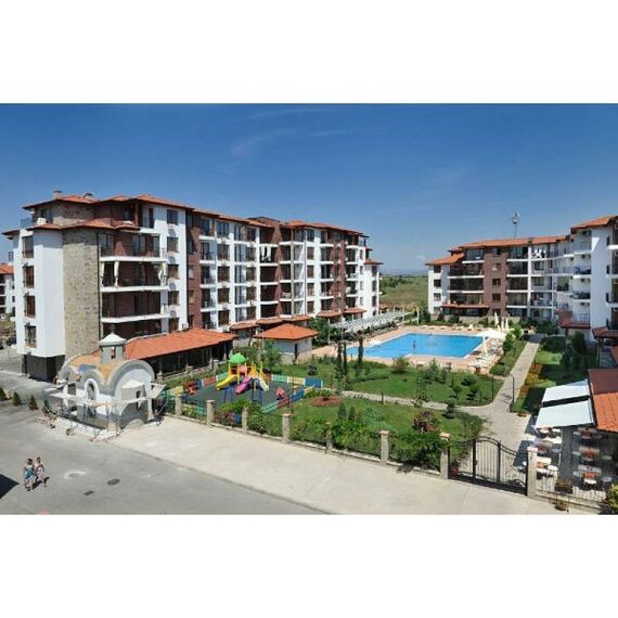 Квартира 2-комнатная 1+1 у моря в Несебре площадь 72м² 3 этаж