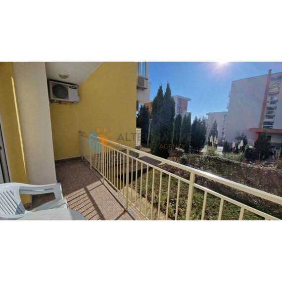 Квартира 2-комнатная 1+1 в Несебре (Святой Влас) площадь 67м²
