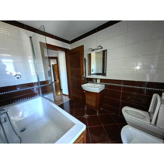 Квартира 4-комнатная 3+1 в лесу в Банско площадь 223м² 4 этаж, изображение 14
