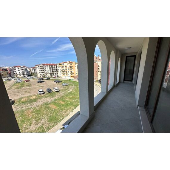 Квартира 1-комнатная студия 1+0 у моря в Поморие площадь 37.78м² 3 этаж