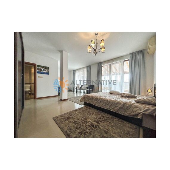 Квартира 3-комнатная 2+1 в Несебре (Святой Влас) площадь 290м² 5 этаж, изображение 3