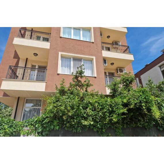 Квартира 2-комнатная 1+1 у моря в Несебре площадь 78м²