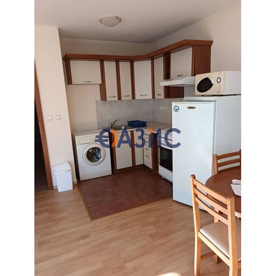 Квартира 2-комнатная 1+1 в Несебре (Елените) площадь 75м² 2 этаж, изображение 2
