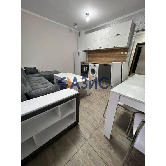 Квартира 2-комнатная 1+1 в Несебре (Святой Влас) площадь 57м², изображение 3
