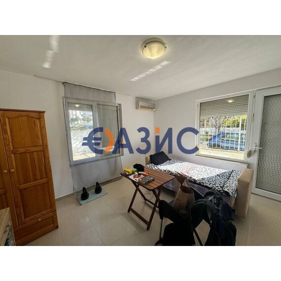 Квартира 1-комнатная в Несебре (Святой Влас) площадь 43.8м², изображение 3
