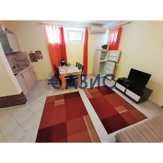 Квартира 2-комнатная 1+1 в Несебре площадь 62м², изображение 11