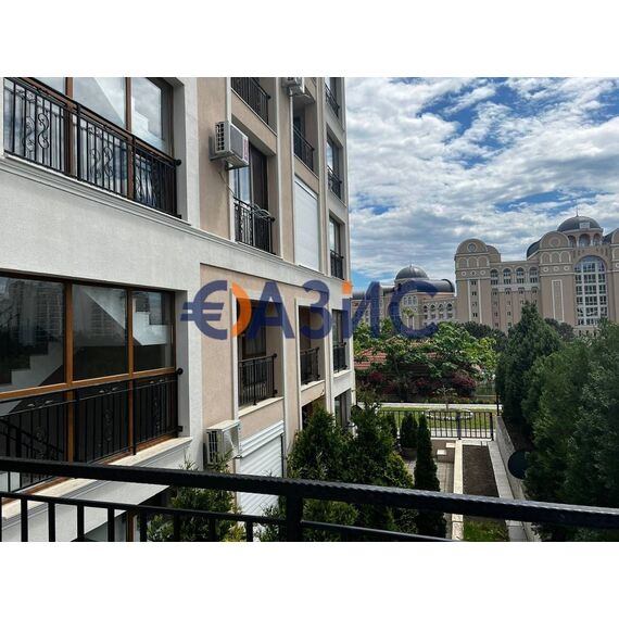 Квартира 2-комнатная 1+1 в Несебре (Святой Влас) площадь 55м², изображение 3