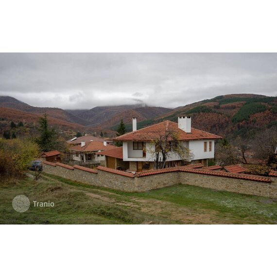 Вилла в Сливене площадь 310м² 3-этажный, изображение 2