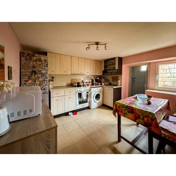 Дом в Карнобате (Сырнево) площадь 120м², изображение 5
