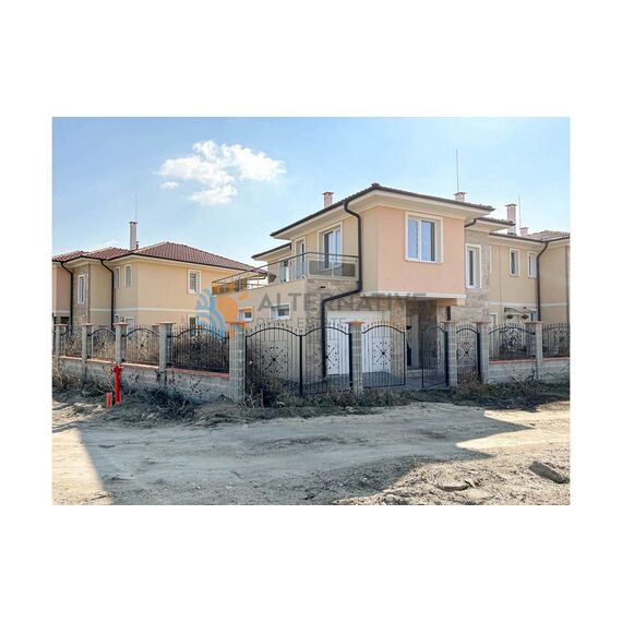 Дом в Поморие площадь 210м², изображение 2