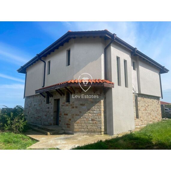 Коттедж в Царево (Синеморец) площадь 200м², изображение 3