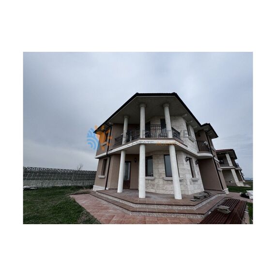 Вилла в Поморие площадь 192м², изображение 2