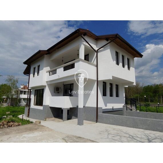 Дом в Средец (Драчево) площадь 298м², изображение 3