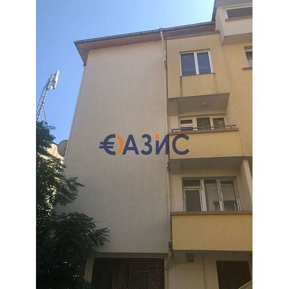 Дом в Несебре (Святой Влас) площадь 560м² 6-этажный, изображение 2