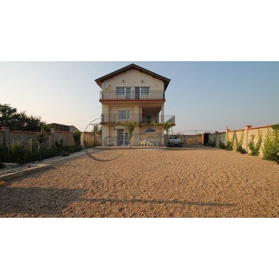 Дом в Каварне (Божурец) площадь 300м², изображение 2
